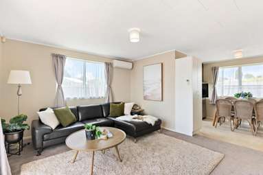 22c Tironui Station Road East_4