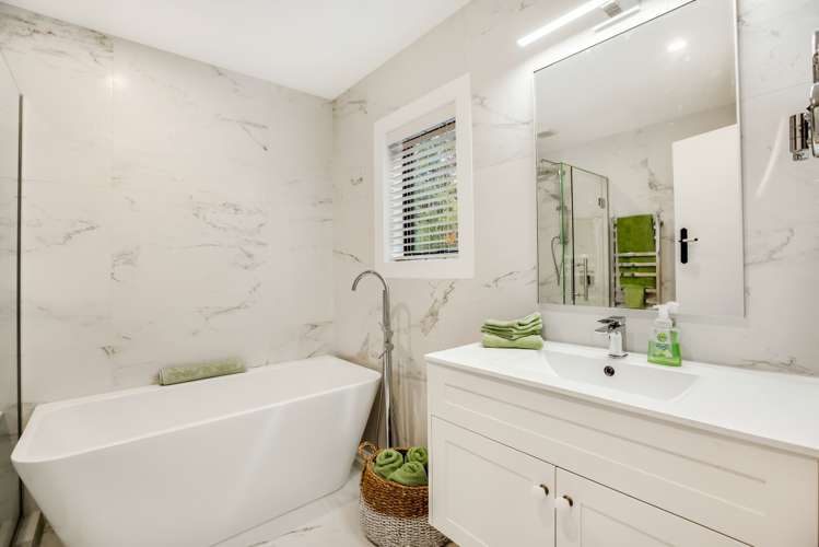 323f Huia Road Titirangi_17