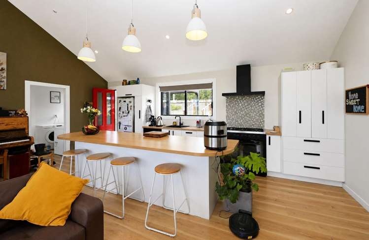 231 Reservoir Road_5