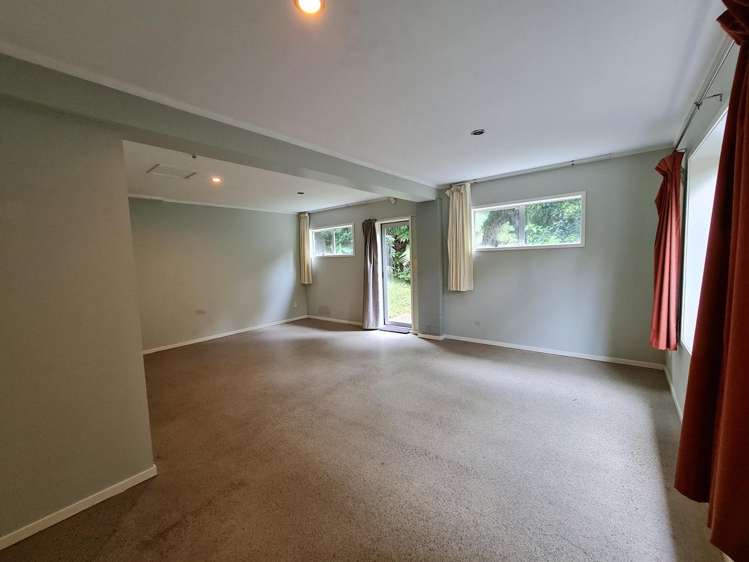 66 Rauhuia Crescent Parau_14