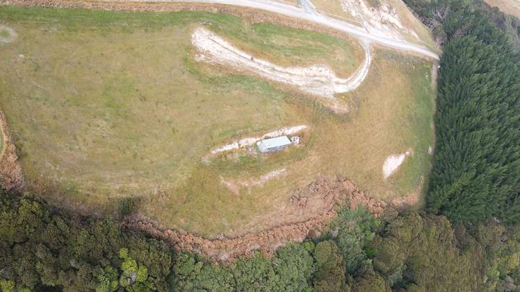 99 Kahu Ridge Road Taieri Mouth_5