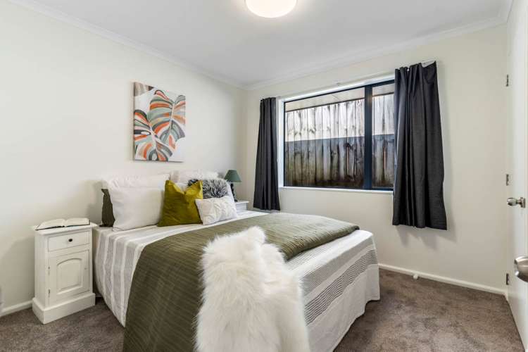 90 Bluebird Crescent Unsworth Heights_11