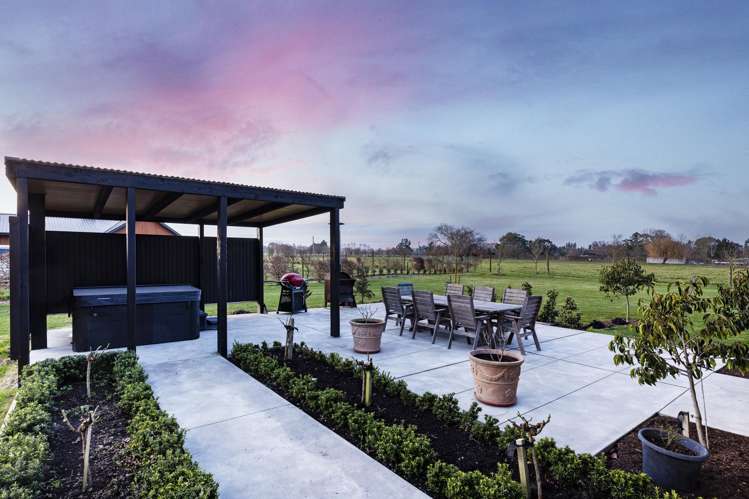 25 Hallfield Drive_5