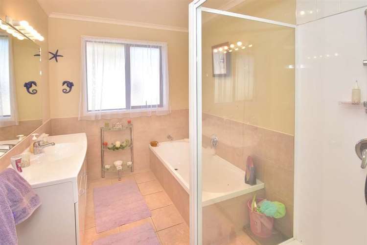 44 Roberta Crescent Orewa_26