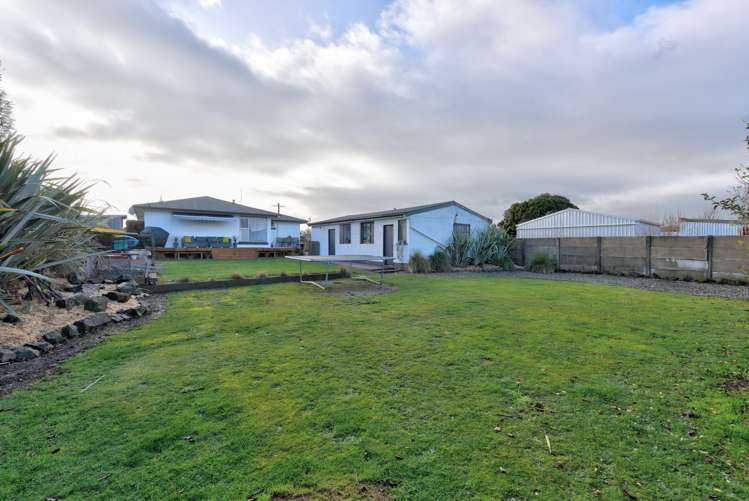 25 Burns Street Mataura_17