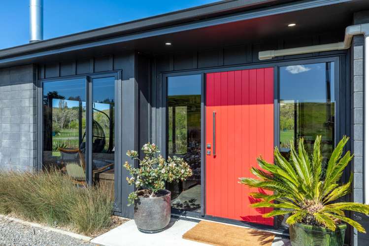 40 River Road Otane_15