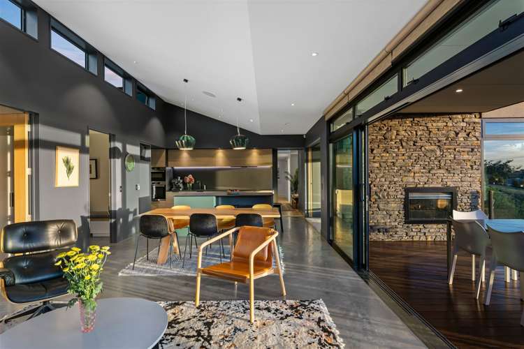 3 Hewers Lane Kennedys Bush_1