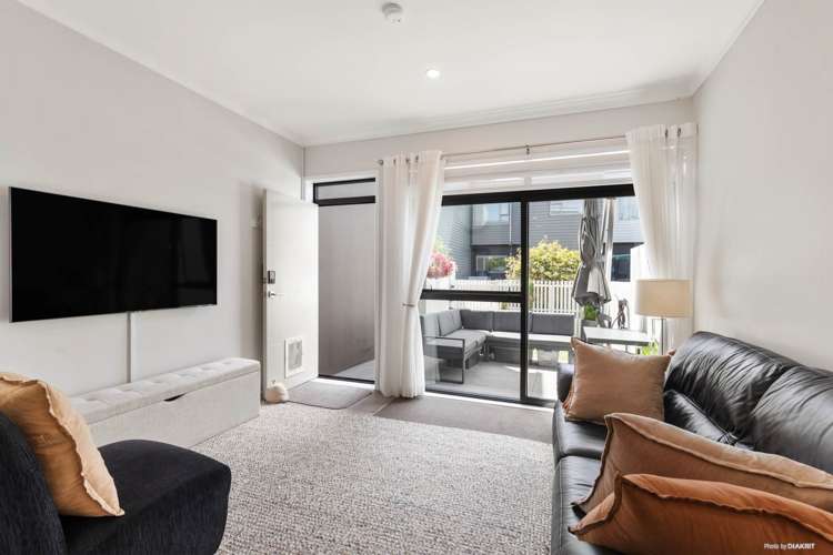 13 Tuatua Road Hobsonville_11