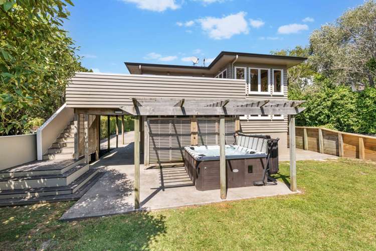 124 Whangaparaoa Road Red Beach_17