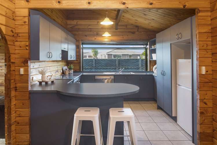 14 Radiata Avenue Parklands_3