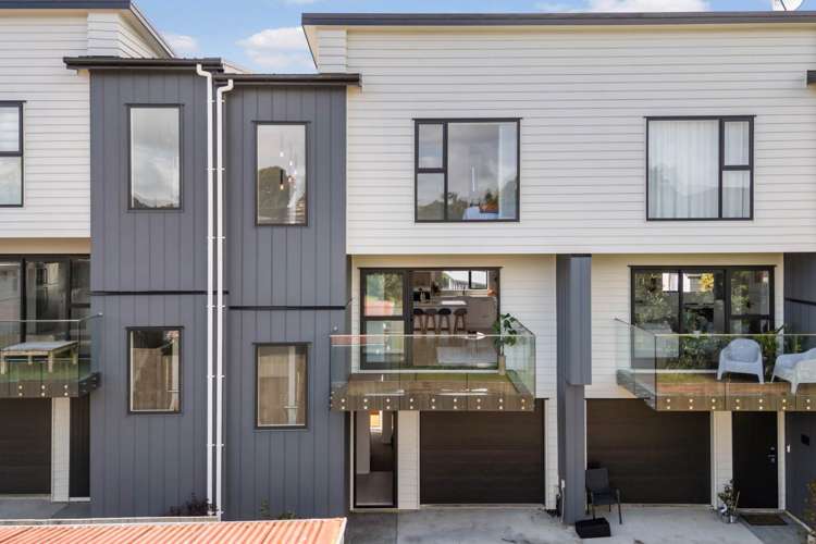 16E Brookfield Avenue_0