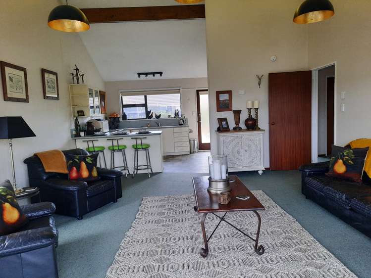 4/207 King Street Temuka_3