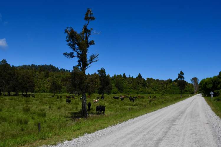 3279 Karamea HWY Glasseye Road Blocks Little Wanganui_2