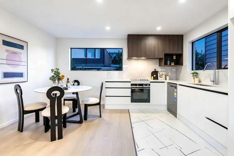 273 Don Buck Road Massey_10