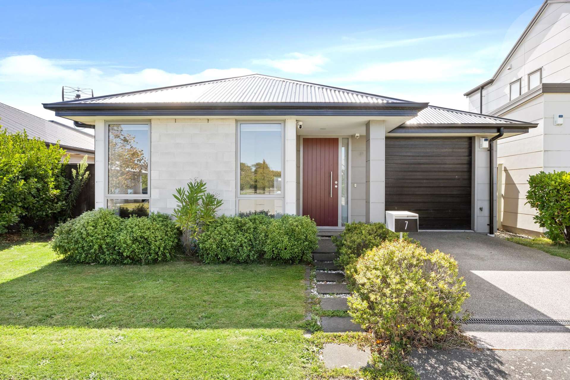 7 George West Square Wigram_0