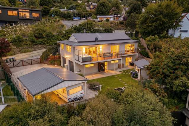 Modern living, home & income, panoramic views