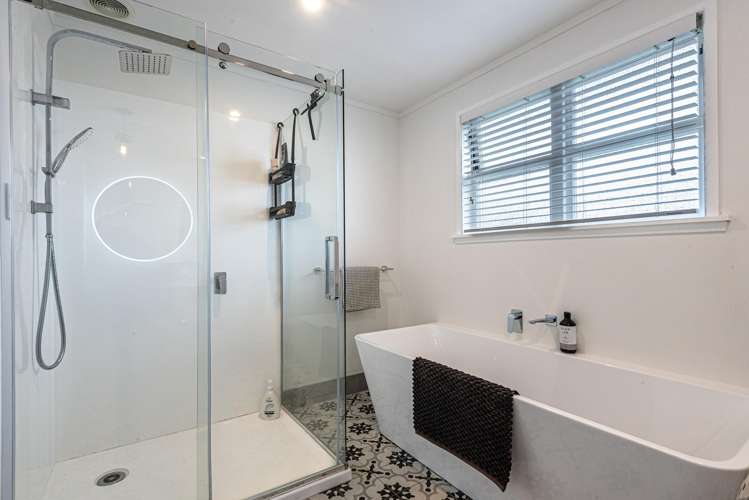 38 Dip Road Te Kamo_14