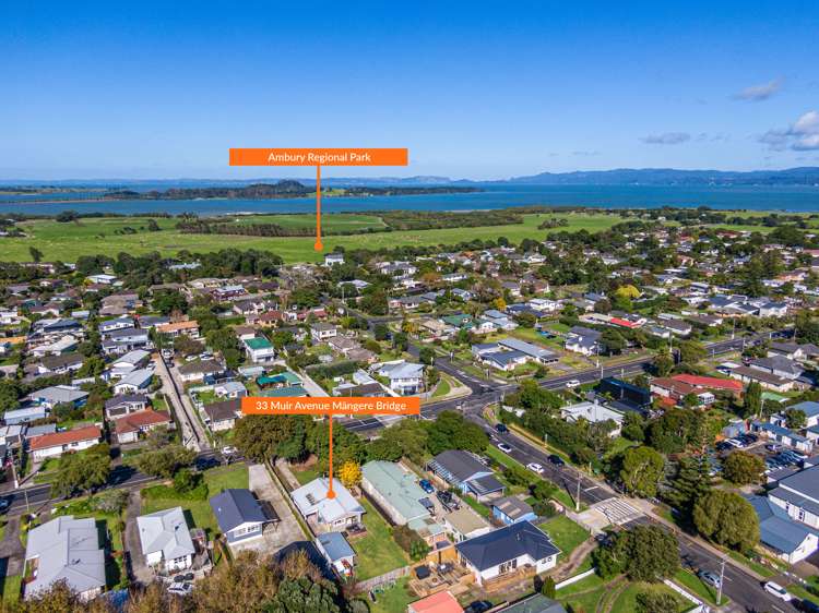 33 Muir Avenue Mangere Bridge_24