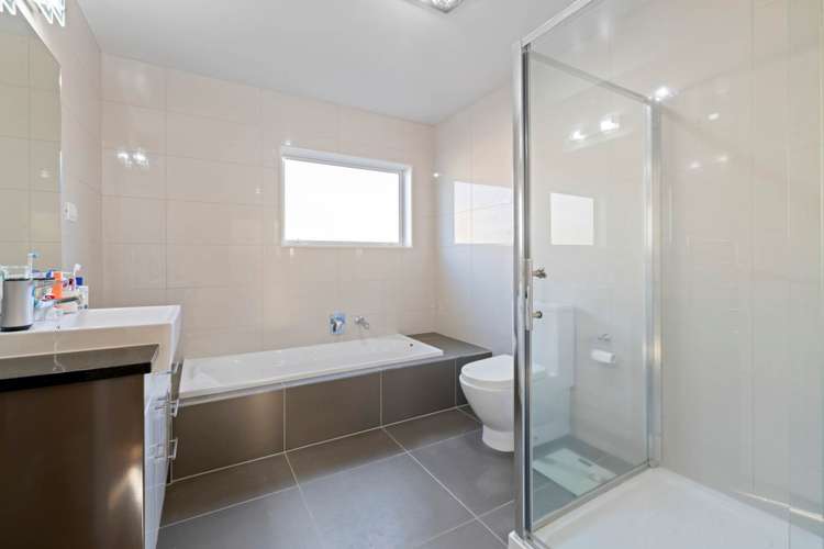 9 Conti Drive Flat Bush_13