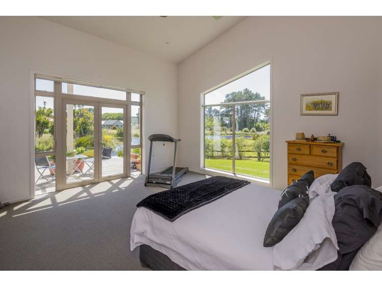 32 Palmer Road Foxton Beach_13