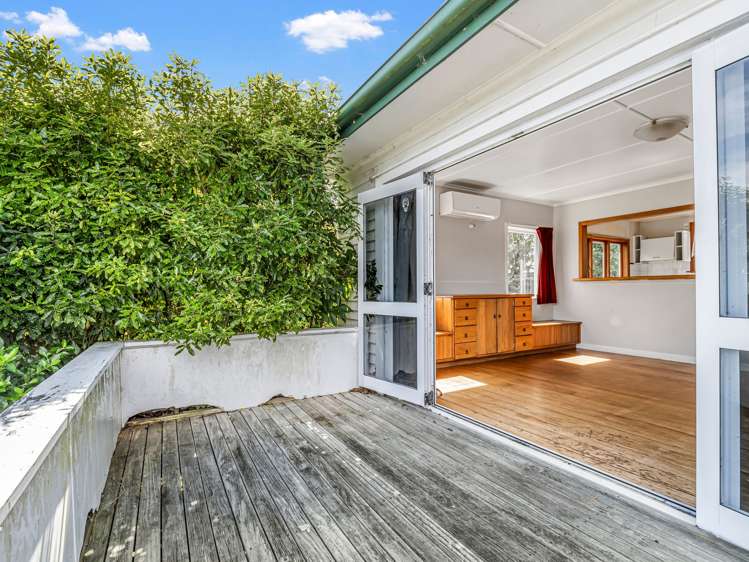 15 Glenfield road Owhata_18