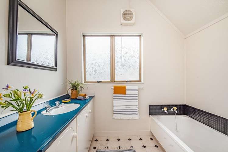 3/5 Tui Street Devonport_16