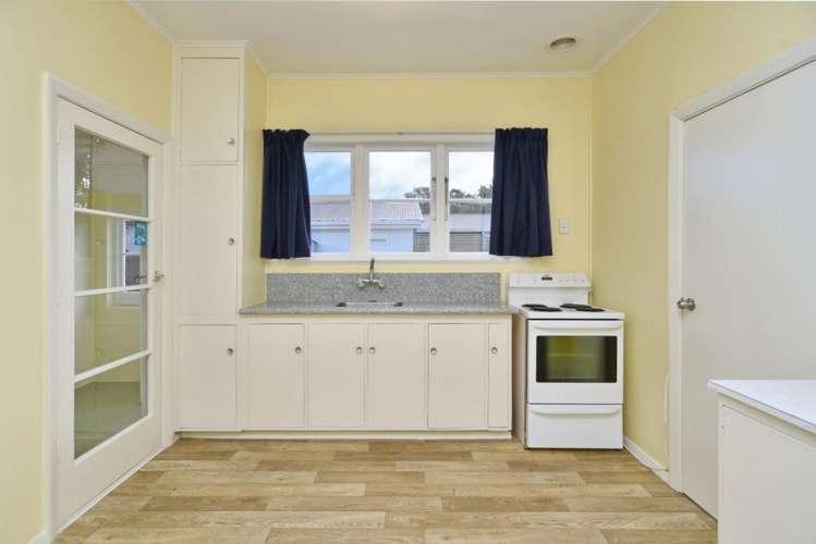 2/50 Radley Street Woolston_8