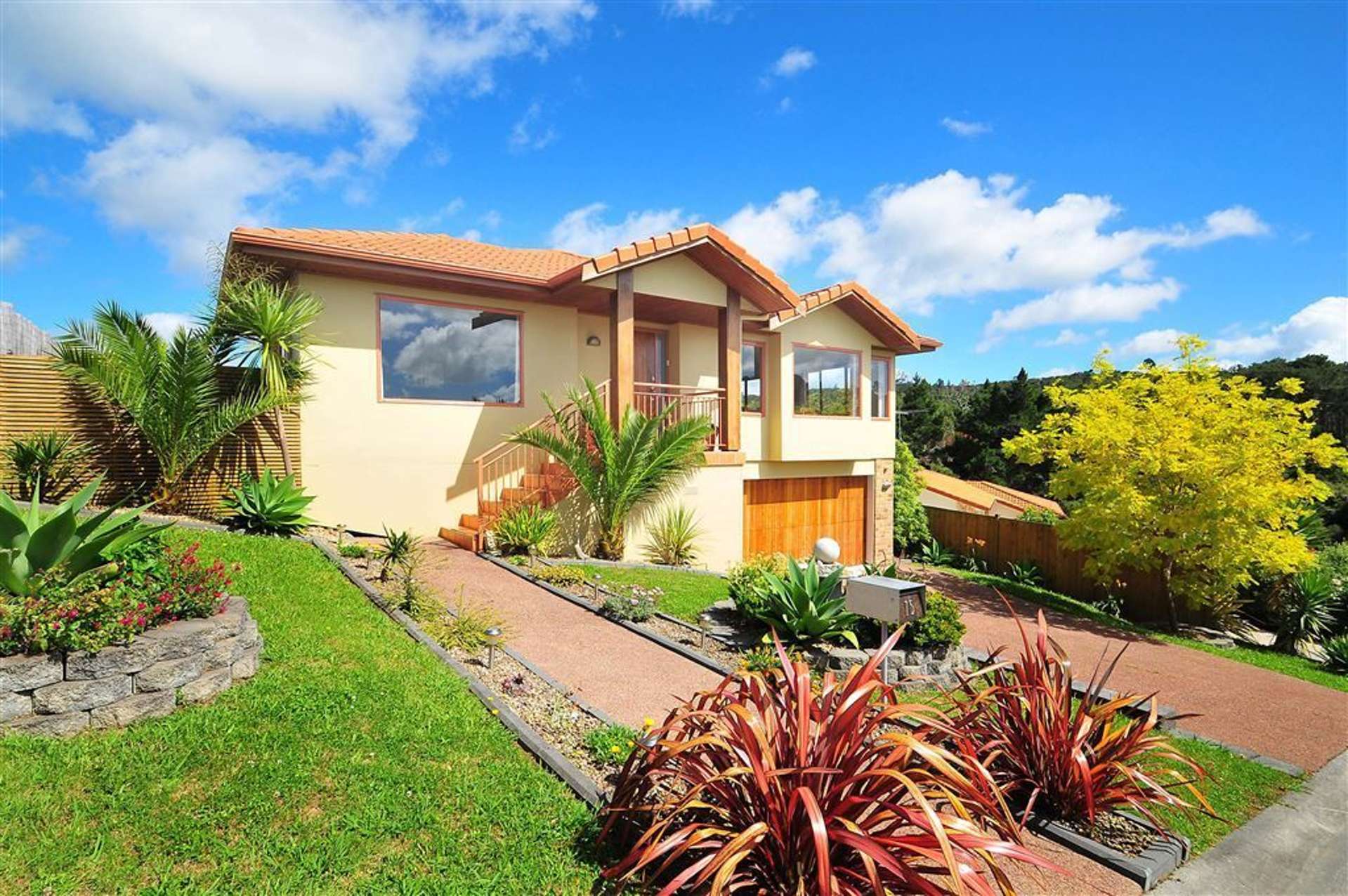 75 Roberta Crescent Orewa_0