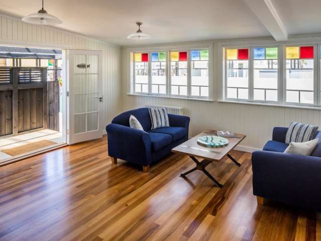 1/14 Up Oroua Street Eastbourne_2