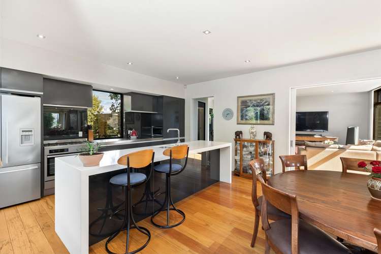 8 Bretby Court Jacks Point_21