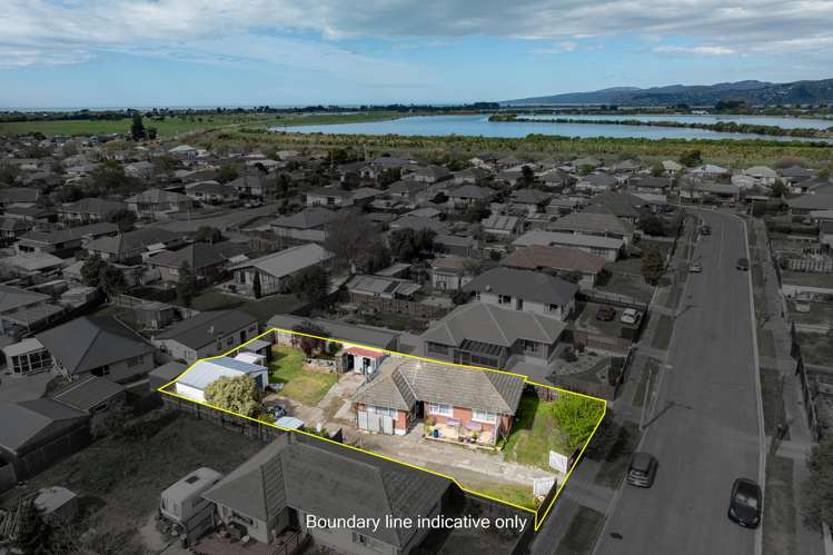 209 Shortland Street Aranui_1