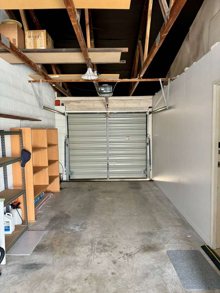 2/4 Stottholm Road Titirangi_10