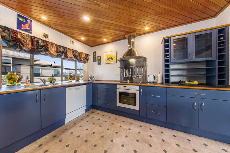 7 Paulownia Place Totara Heights_1