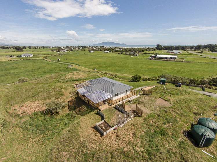 37 Sandown Road Te Horo Beach_0