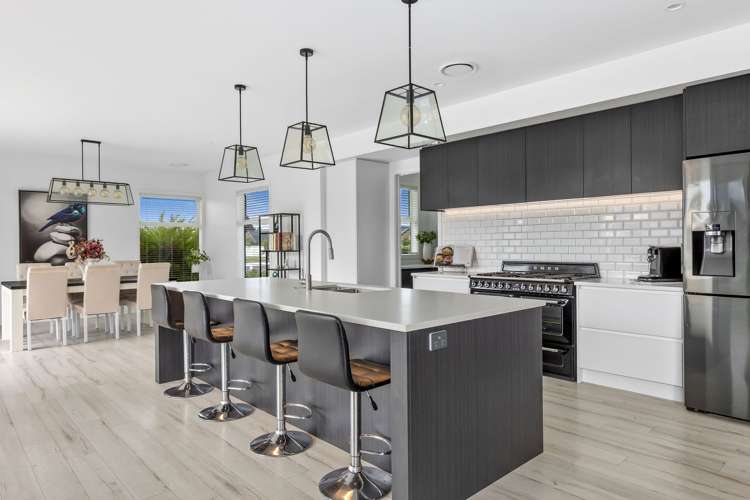 85 Alan Livingston Drive_2