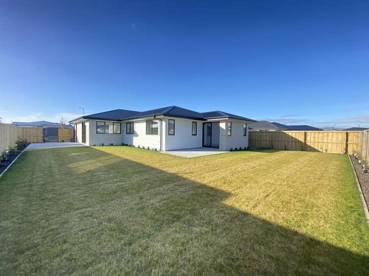 68 Benashet Drive Lincoln_21