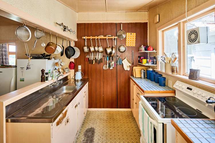 8 Pitarua Street Thorndon_8