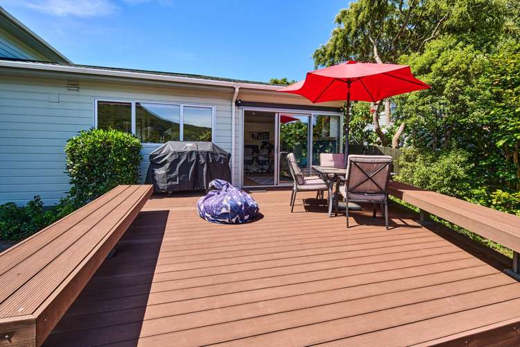 7 Tui Terrace Tawa_11