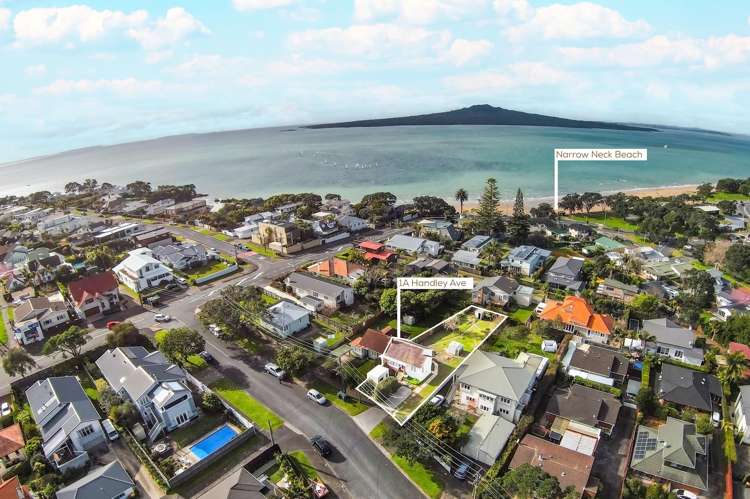 1a Handley Avenue Narrow Neck_1