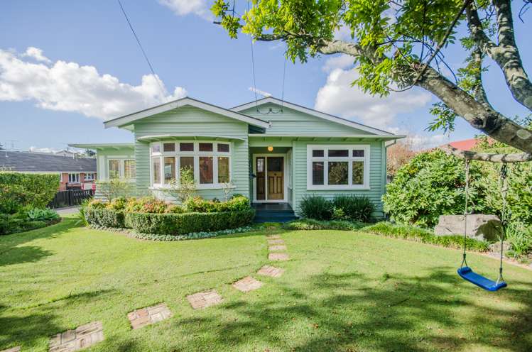 21 Tawhiri Road One Tree Hill_1