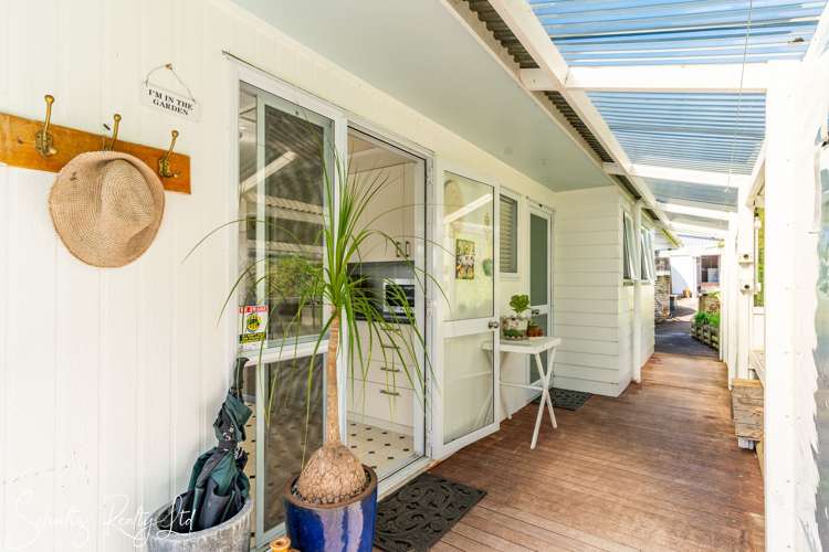 2 Cliff Street Paparoa_5