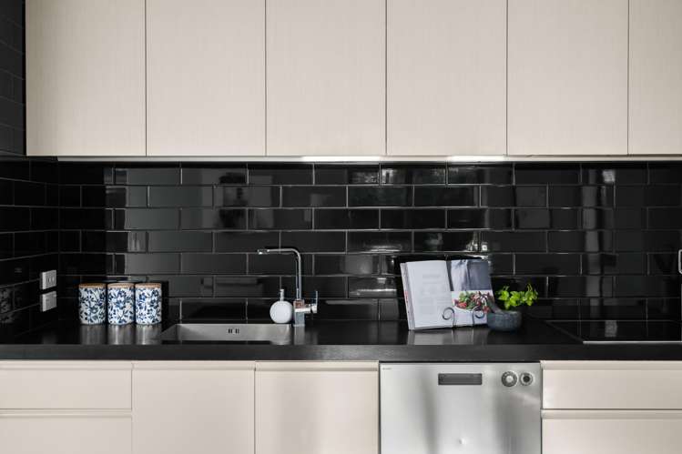 21 Andesite Drive_4