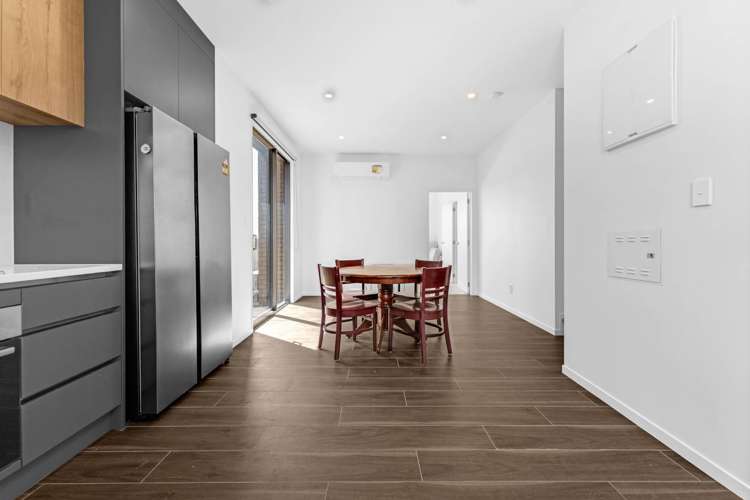 36 Puwha Street Massey_13