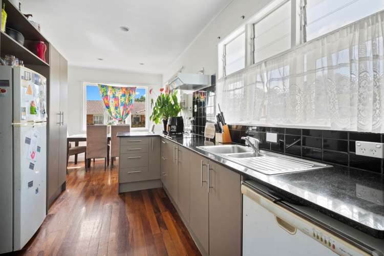 87 Maich Road Manurewa_6