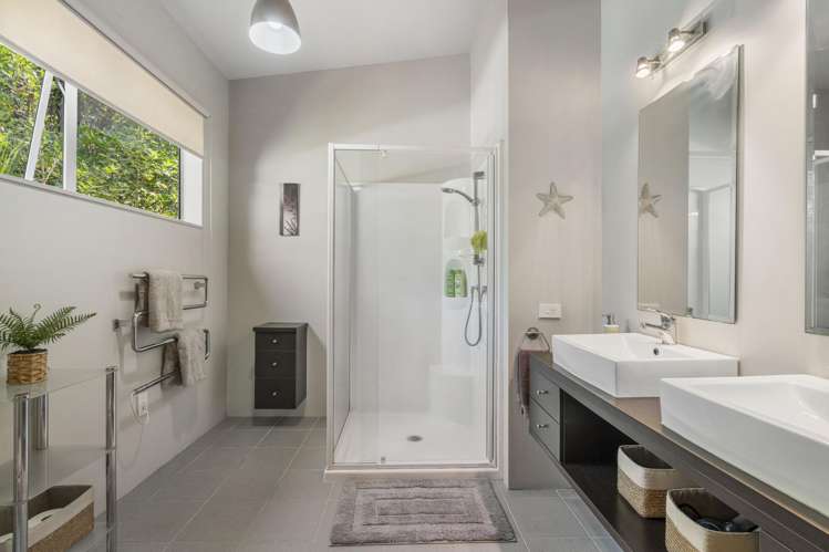 10 Beach Street Sandspit_22