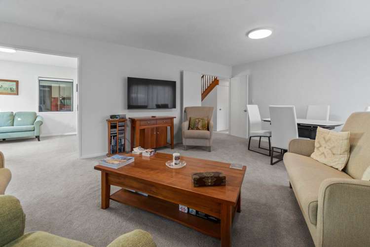 2/1 Penzance Road Mairangi Bay_12