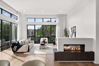 39B Waiatarua Road_3