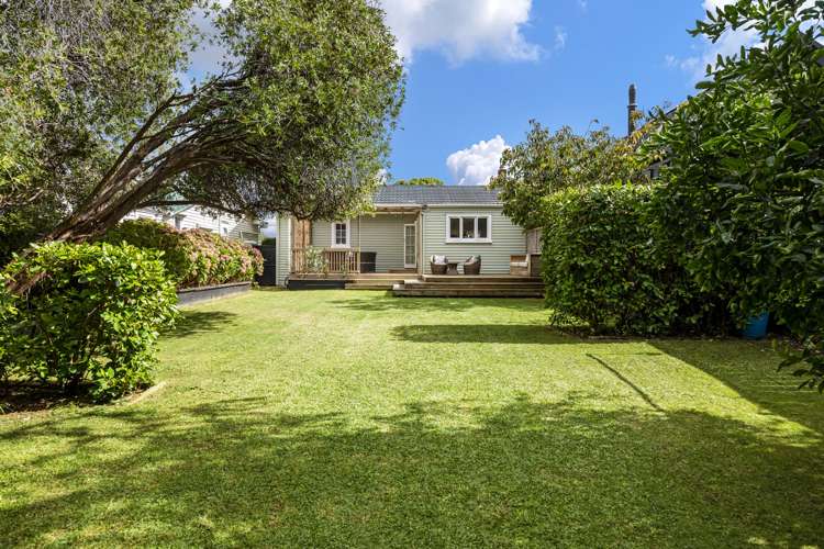 11 Pasadena Avenue Point Chevalier_3