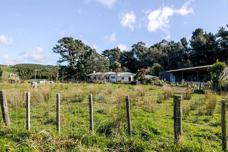 803 Range Road Pongaroa_23