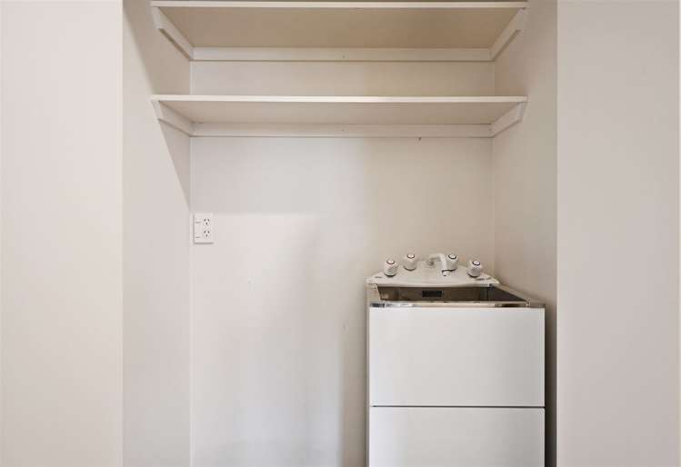 4 Fleur Lane Burwood_13